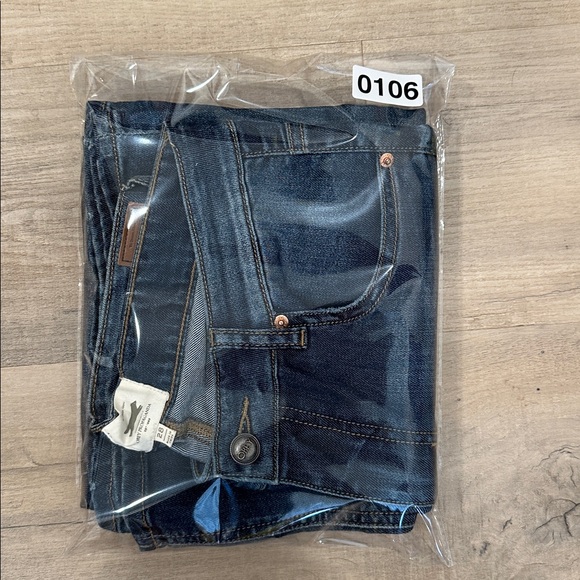 Obey Propaganda Flared Jeans - size 28 long - Picture 6 of 6